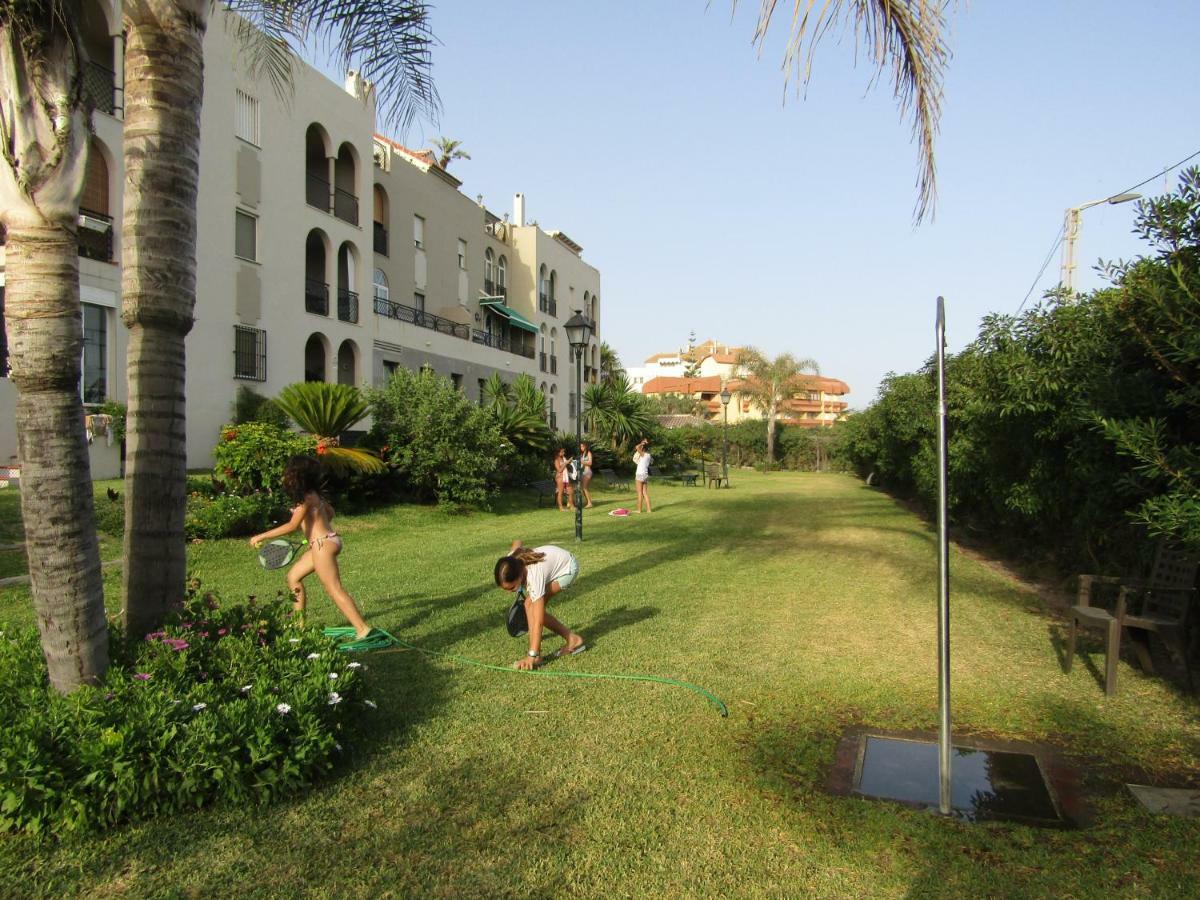 Appartamento Malaga Paradise Beach Torre de Benagalbon Esterno foto